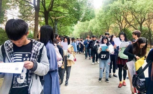 聽說(shuō)考研很容易，考985也不是很難，我建議你來(lái)看看這個(gè)！